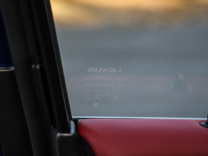 2021款300h F SPORT 细节外观