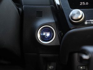 2021300h F SPORT п؅^