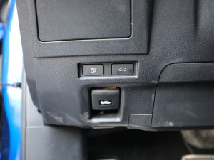 2021300h F SPORT п؅^(q)