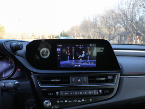 2021300h F SPORT п؅^(q)