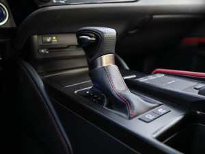 2021300h F SPORT п؅^(q)