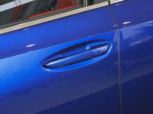2021款260 F SPORT 主驾门拉手