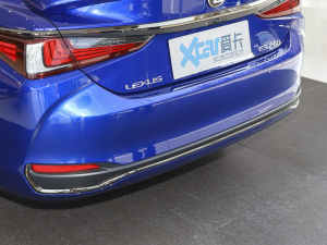 2021款260 F SPORT 细节外观