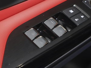 2021260 F SPORT п؅^