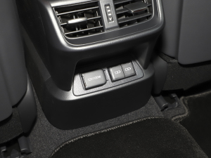 2021260 F SPORT п؅^