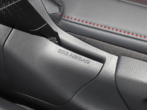 2021260 F SPORT п؅^