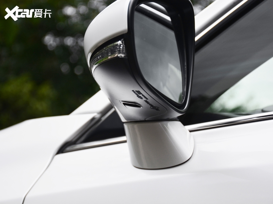 2020׿_˹CT 200h m ɫ