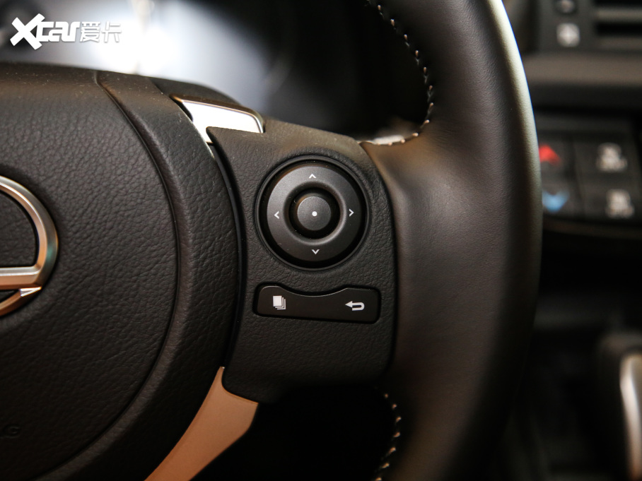 2020׿_˹CT 200h m ɫ