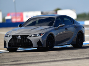 2021款500 F SPORT Performance Launch Edition 整体外观