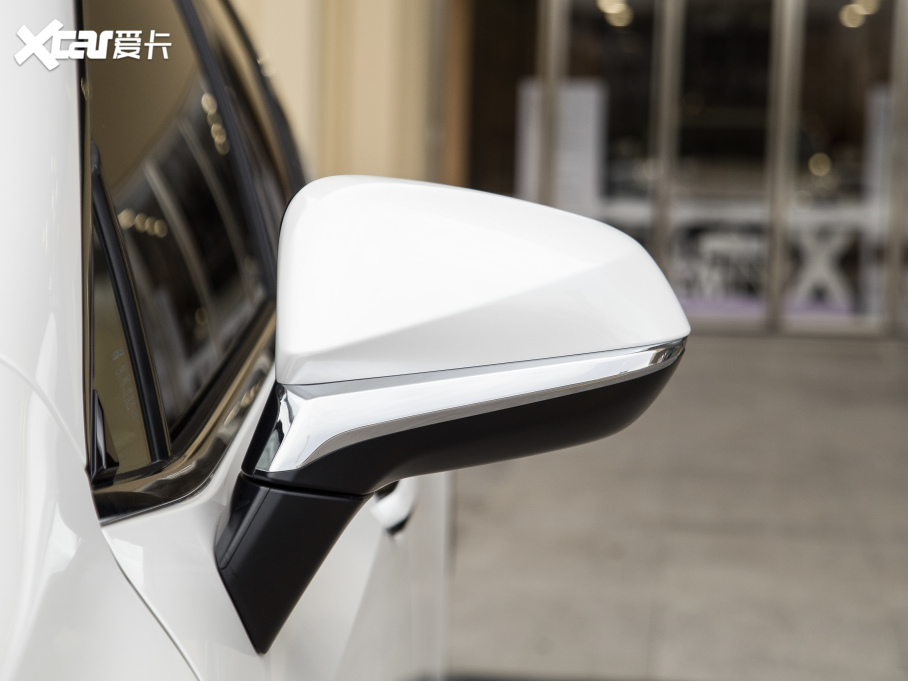 2022���׿��_˹NX 260 ǰ�(q��) ��(chu��ng)����