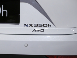 2022350h ȫ F SPORT ^