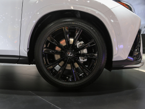 2022350h ȫ F SPORT ^