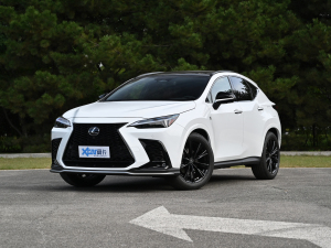 2022款雷克萨斯NX 350h 全驱 F SPORT