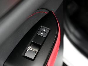 2022350h ȫ F SPORT g