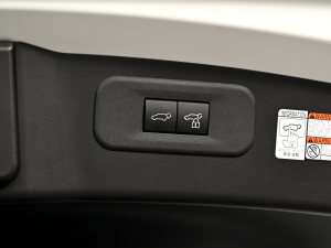 2022350h ȫ(q) F SPORT g