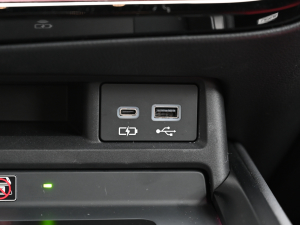 2022350h ȫ F SPORT п؅^