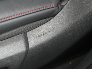 2022350h ȫ F SPORT п؅^