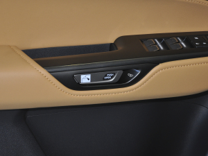 2022��400h+ ������ �п؅^(q��)