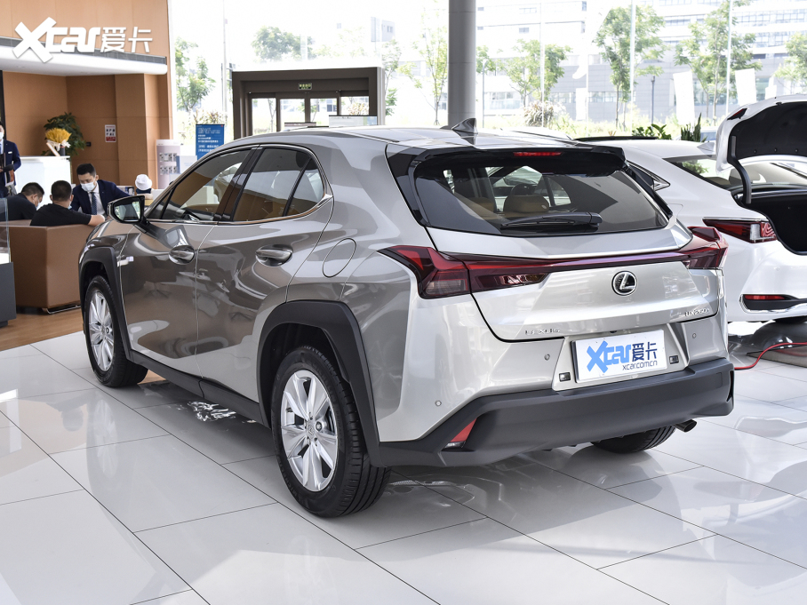 2022׿_˹UX 260h ̽Ȥ