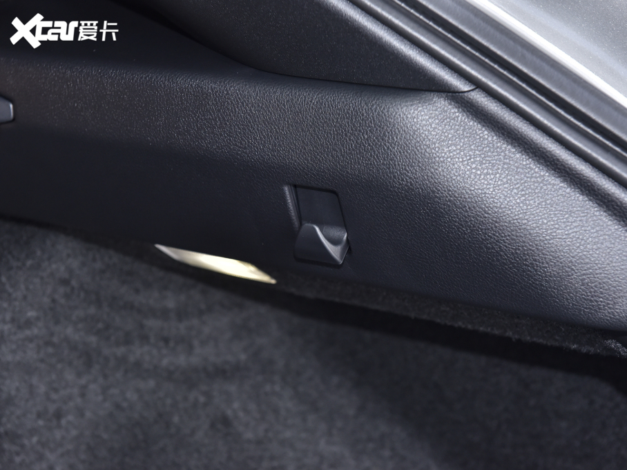 2022׿_˹UX 260h ̽Ȥ