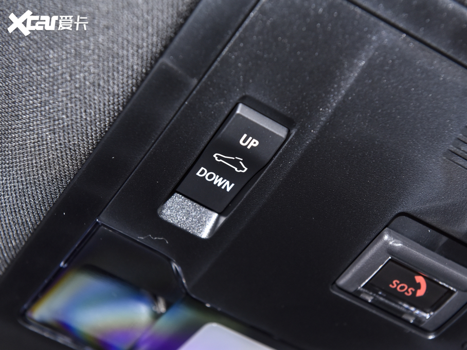 2022׿_˹UX 260h ̽Ȥ