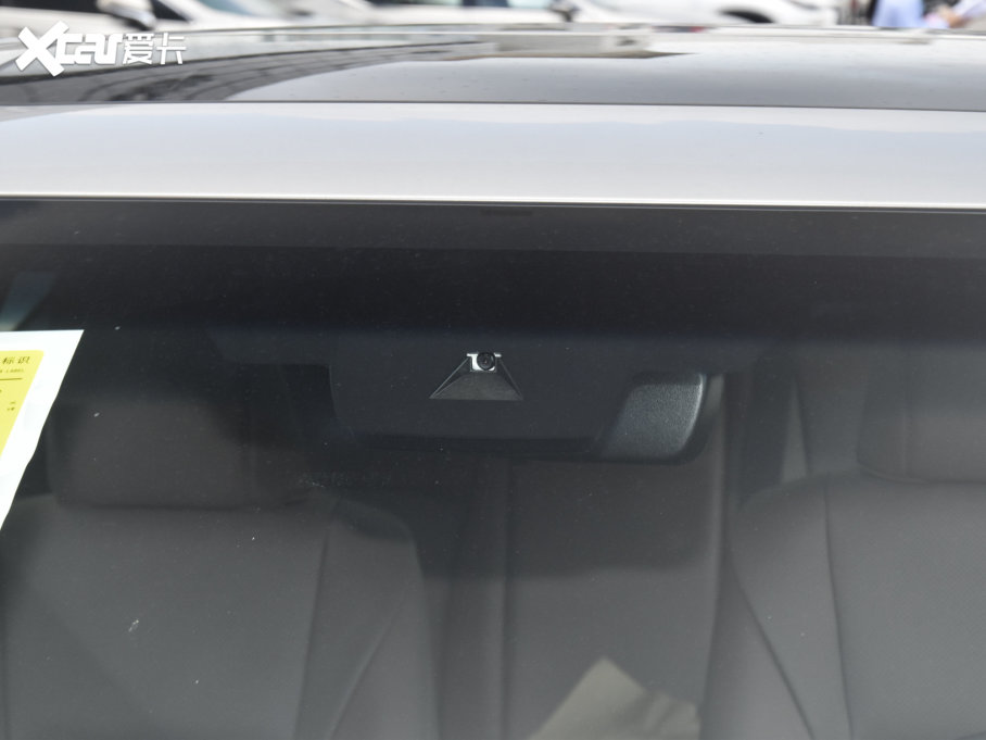 2022׿_˹ES 200 ׿Խ