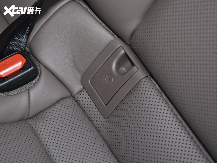 2022׿_˹ES 200 ׿Խ