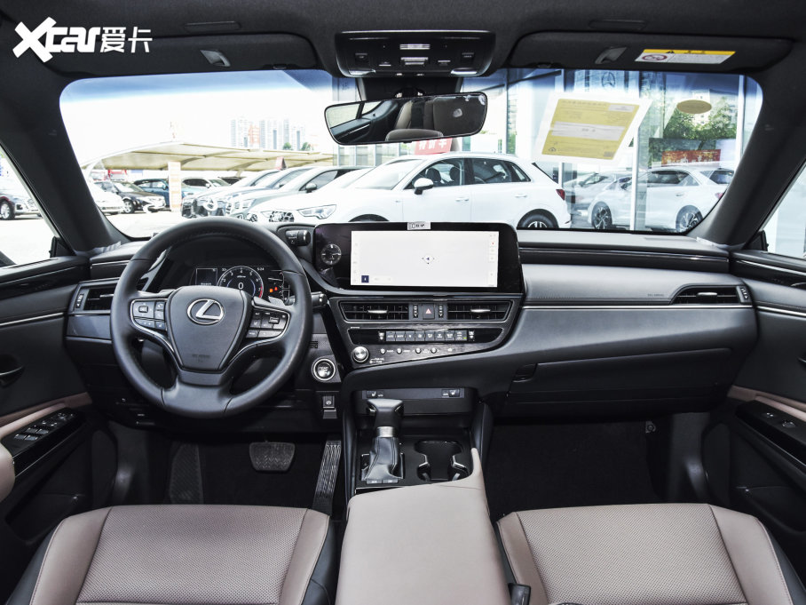 2022׿_˹ES 200 ׿Խ