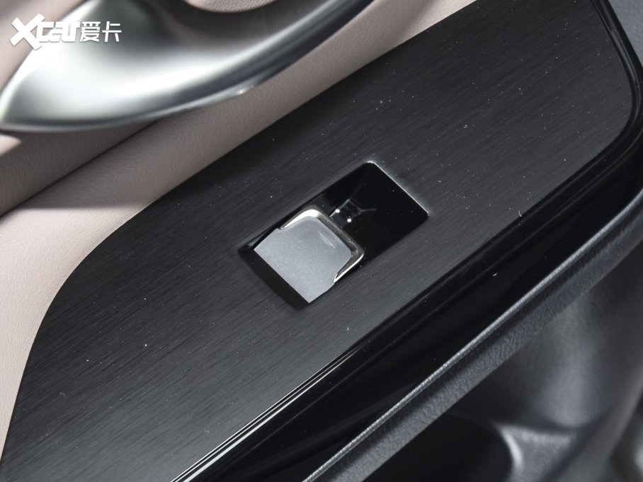 2022׿_˹ES 200 ׿Խ