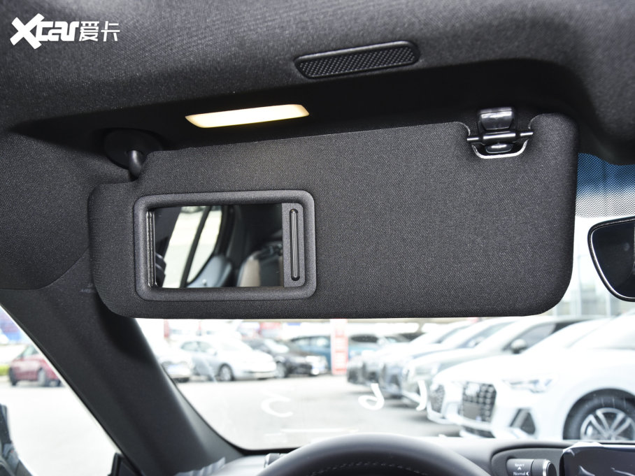 2022׿_˹ES 200 ׿Խ