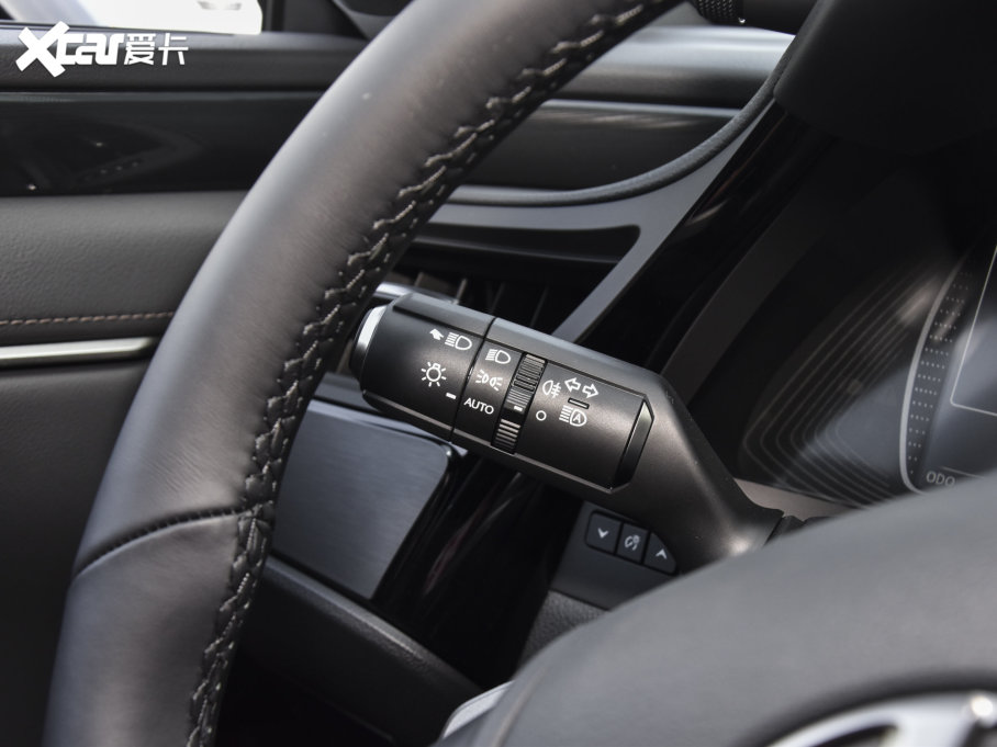 2022׿_˹ES 200 ׿Խ