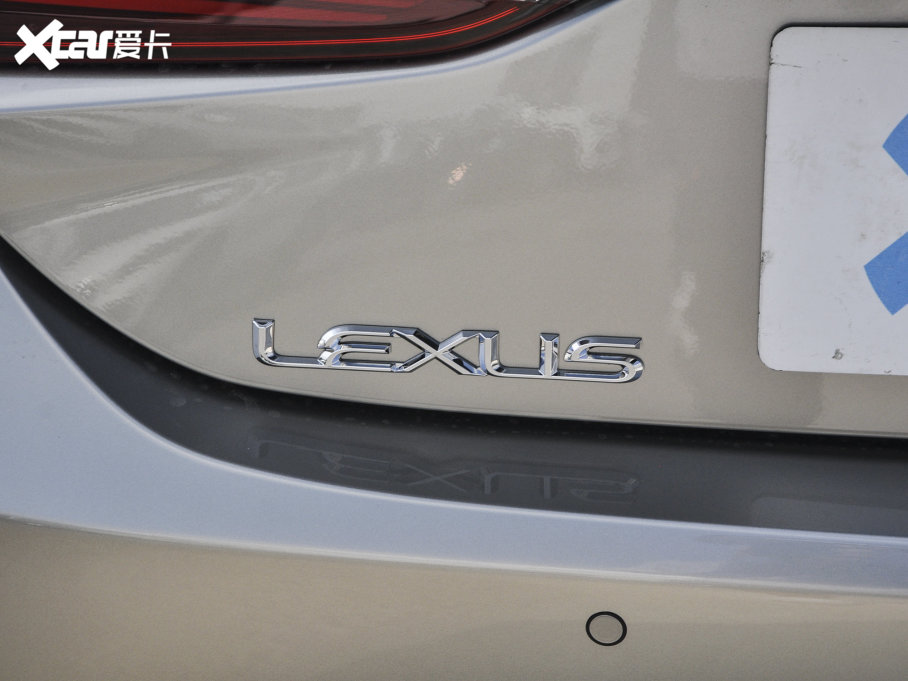 2022׿_˹ES 260 ׿Խ