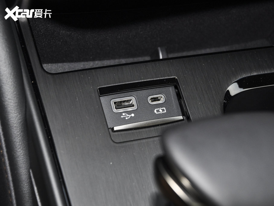 2022׿_˹ES 260 ׿Խ