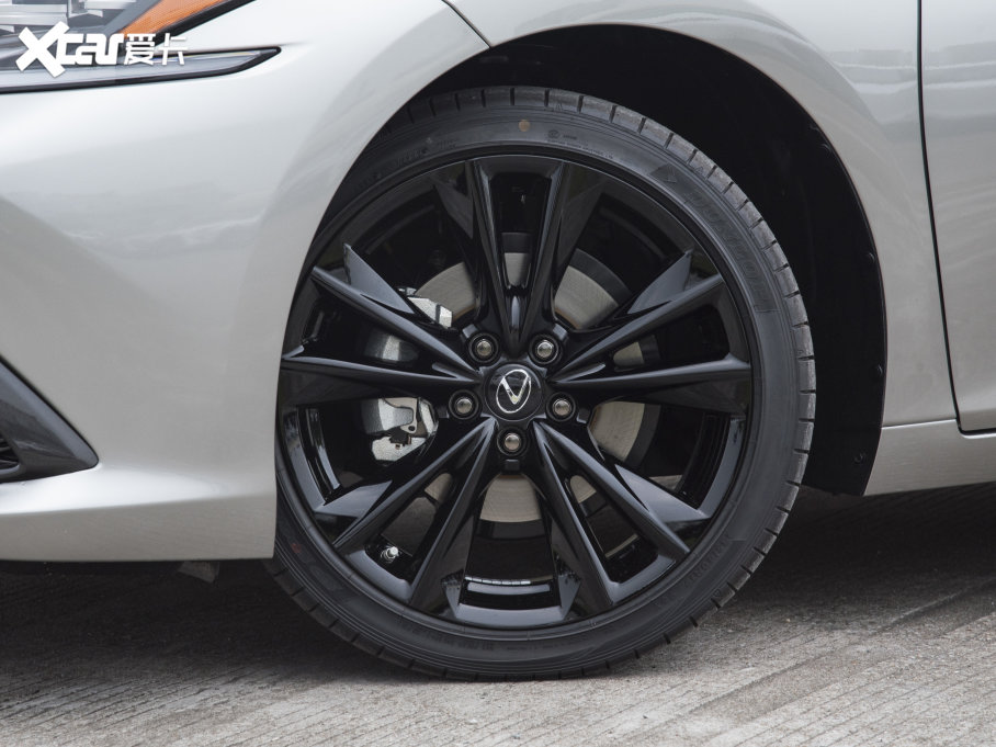 2022׿_˹ES 260 F SPORT