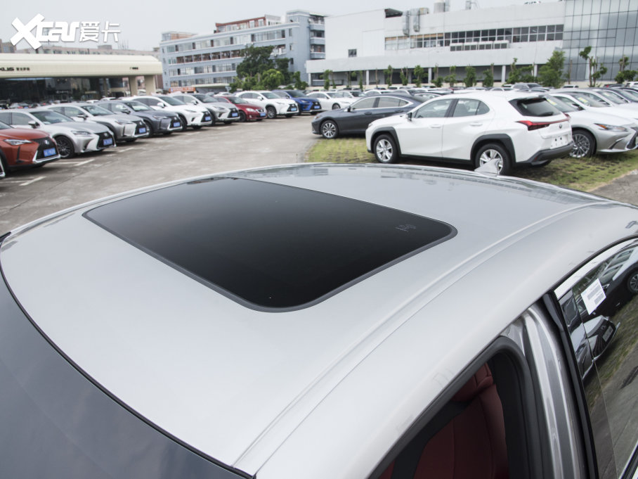 2022׿_˹ES 260 F SPORT