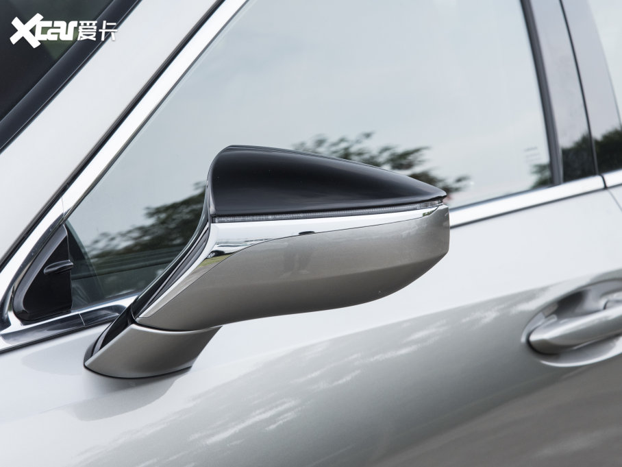 2022׿_˹ES 260 F SPORT