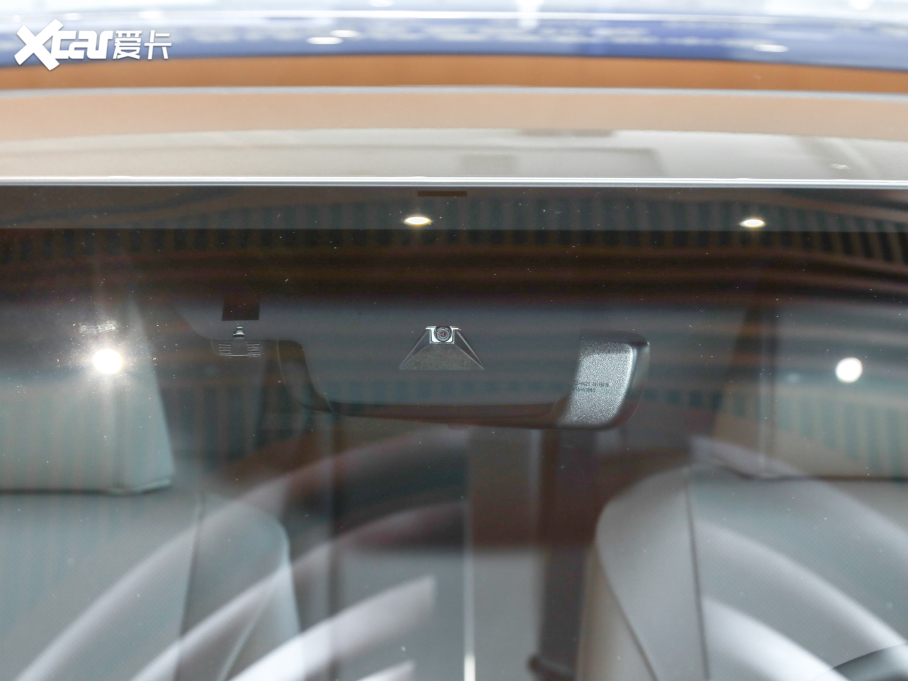 2022׿_˹ES 300h ׿Խ