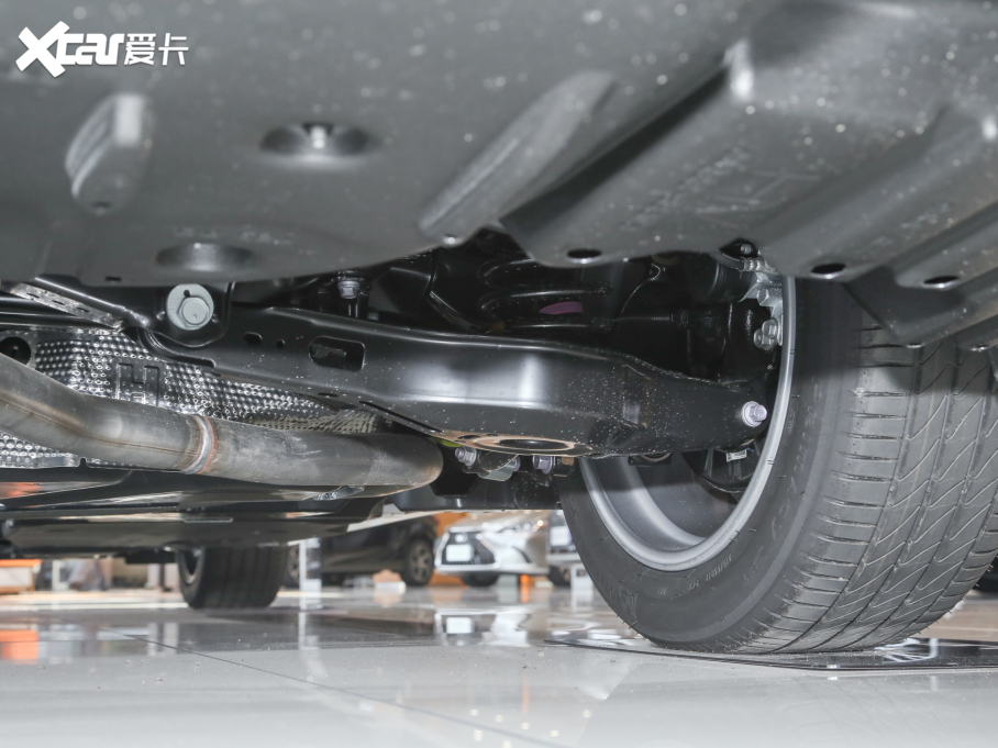 2022׿_˹ES 300h ׿Խ