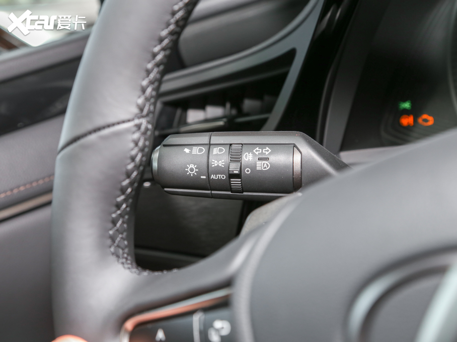 2022׿_˹ES 300h ׿Խ