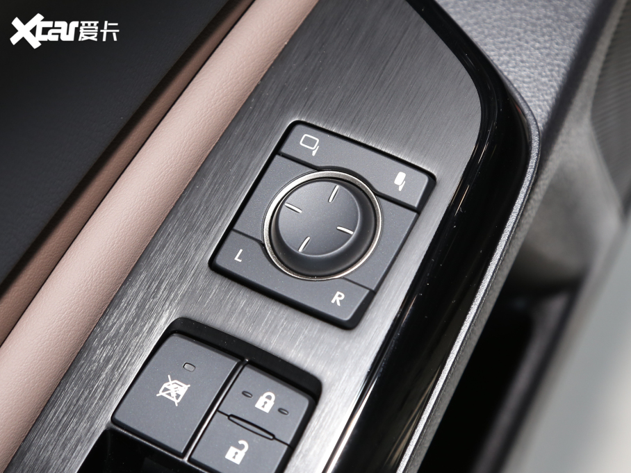 2022׿_˹ES 300h ׿Խ