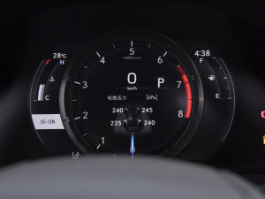 2022260 F SPORT п؅^