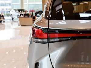 2023��450h+ ��򌕳���� �������^