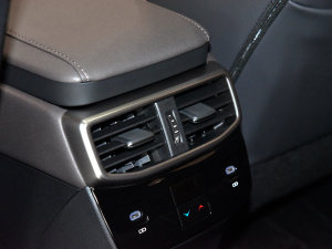 2023��450h+ ���(q��)������ �п؅^(q��)