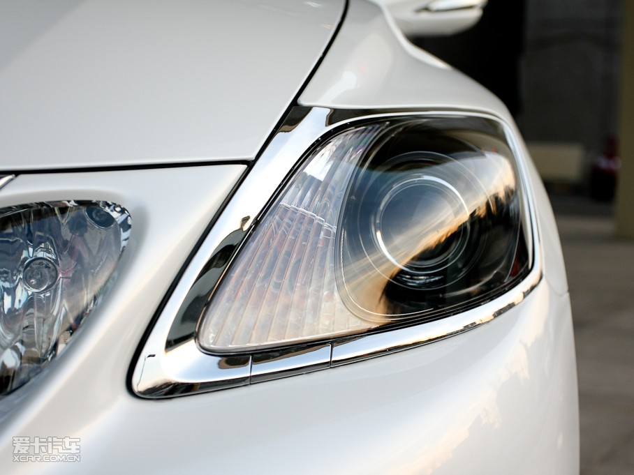 2010���׿��_˹GS 300 �x��������