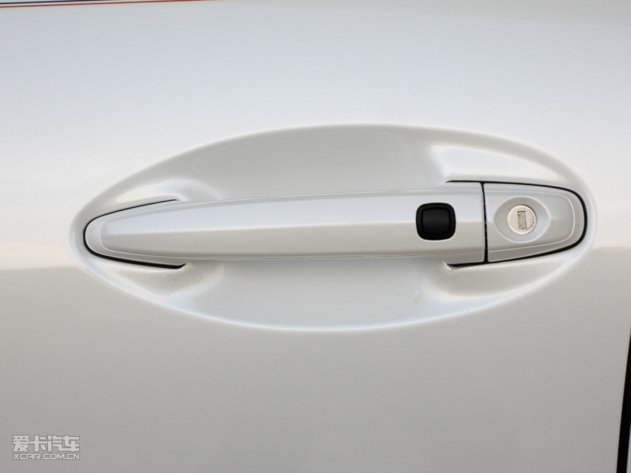 2010���׿��_˹GS 300 �x��������