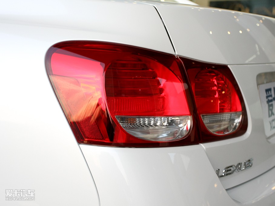 2010���׿��_˹GS 300 �x��������