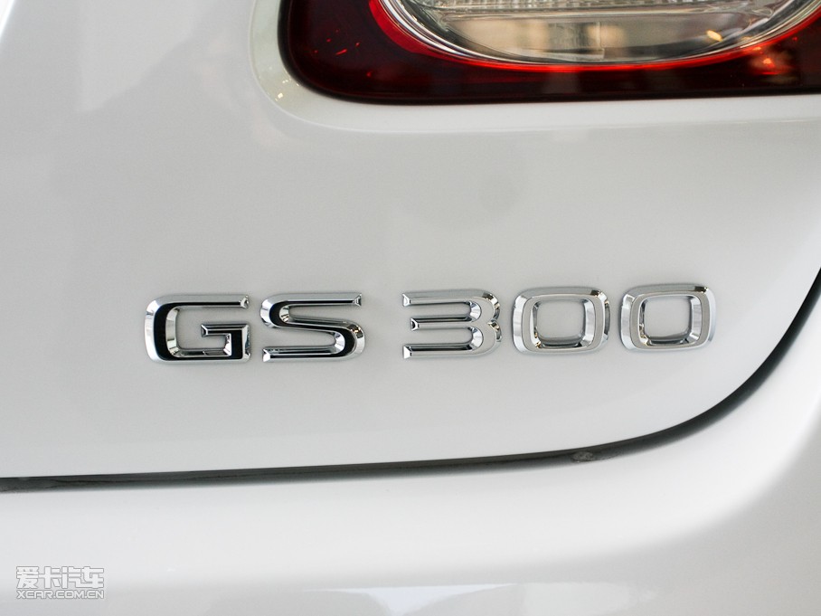 2010���׿��_˹GS 300 �x��������