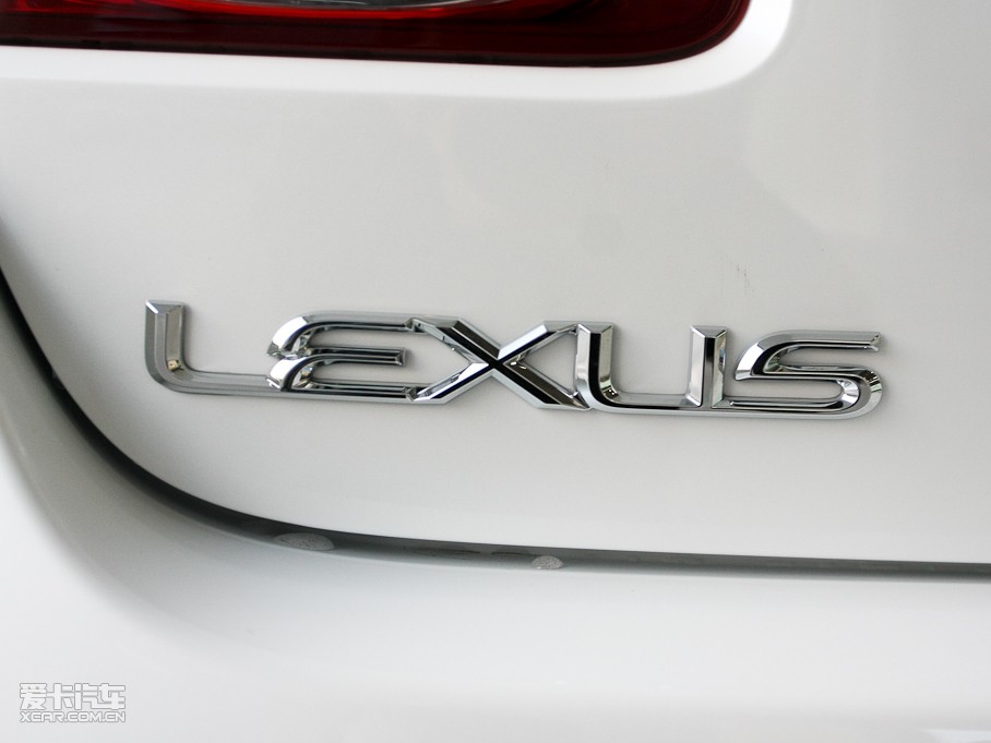 2010���׿��_˹GS 300 �x��������