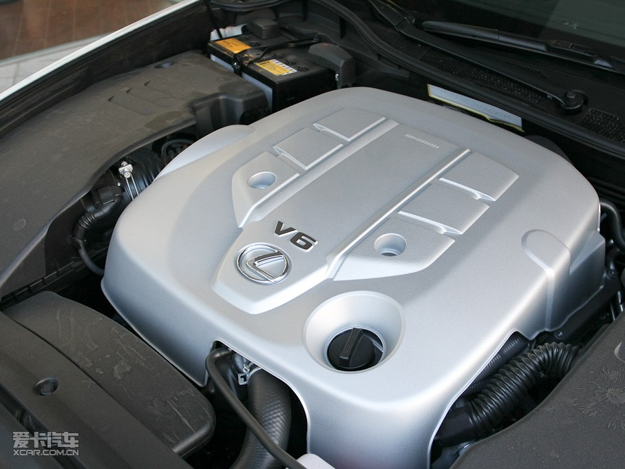 2010���׿��_˹GS 300 �x��������