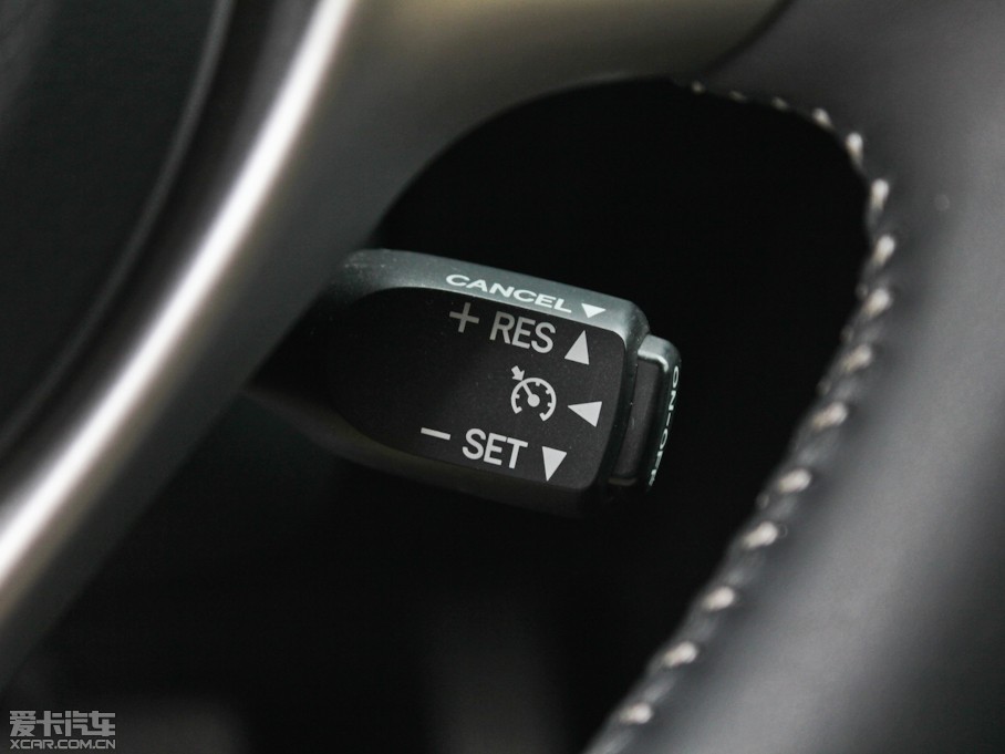 2012���׿��_˹CT 200h ���A��